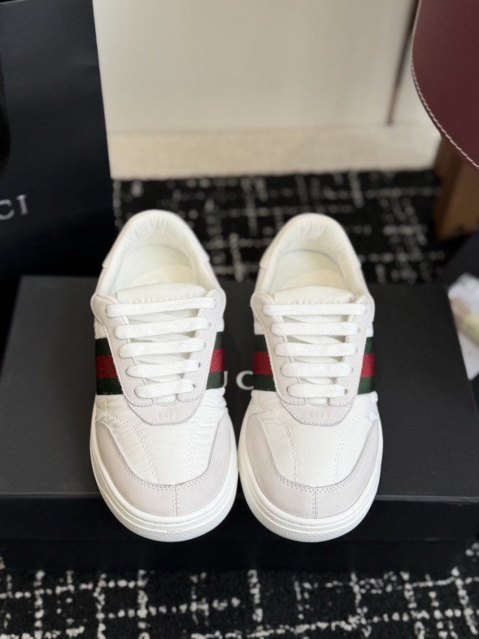 LOW-TOP SNEAKER GC-61