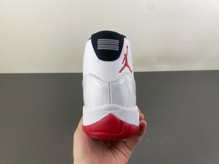 Air Jordan 11 CT8012-160