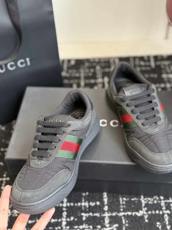 LOW-TOP SNEAKER GC-67
