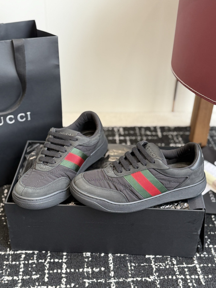 LOW-TOP SNEAKER GC-67
