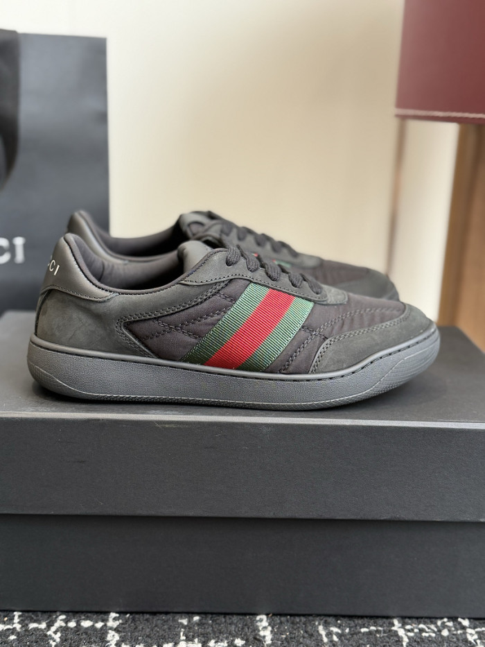 LOW-TOP SNEAKER GC-67